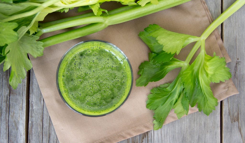Immune Boosting Green Juice with MOD Appliances